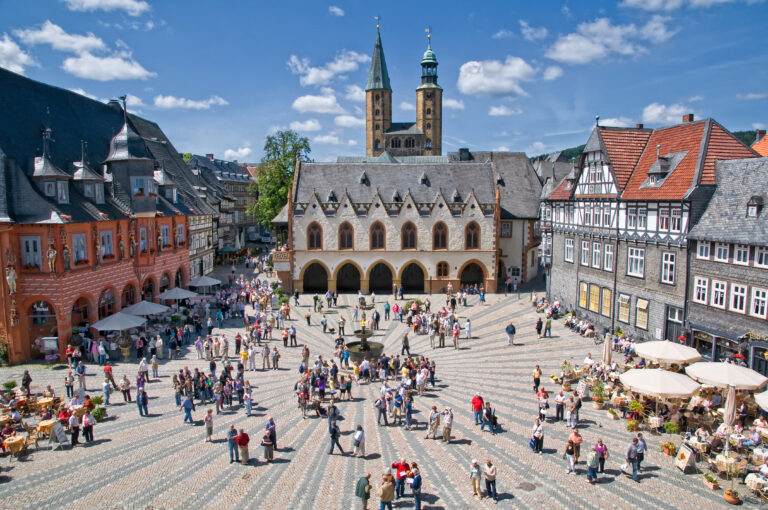 165_Belebter_Marktplatz_GOSLAR_marketing_gmbh_Fotograf_Stefan_Schiefer