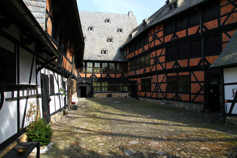 51_Siemenshaus_Innenhof_Goslar_marketing_gmbh_Fotograf_Andreas_Luedecke